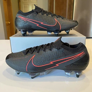 全新nike顶级刺客13sg不沾泥足球鞋