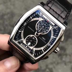 万国达文西系列iw376601,酒桶形男款自动机械腕表,44