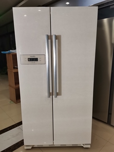 美的高端品牌凡帝罗555升双开门大冰箱,闲置欲出售.