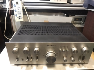 低出台天乐7300d纯功放,110v,成色如图,上盖喷了下漆