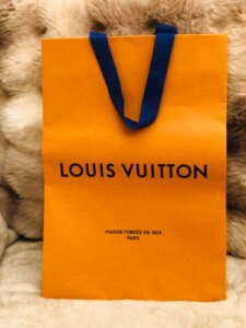 lv 购物袋 纸袋 南京德基柜台正品_阿里巴巴找货神器