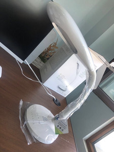 【全新】哈工大光生物护眼灯(会展中心自提)全国统一零售价19