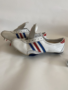 80年代上海运动鞋总厂生产的火炬牌钉鞋,42码,纯皮的材质