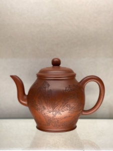 徐惠琴制壶 秋石紫砂刻绘原矿红皮龙紫砂宫灯壶