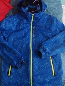 七波辉冲锋衣男