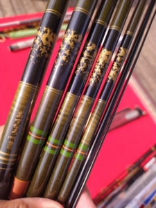 日本鱼竿颜值天花板,鸭川19尺换把16尺,5.7米4.8米碳