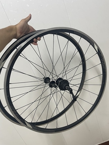 000人付款淘宝捷安特pr2铝合金桶轴碟刹真空轮组,100公里成色,带外胎