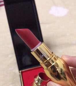 cl萝卜丁口红,色号500,滋润款,盒子还在,丝带布套那些配