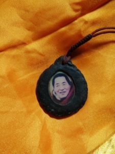 珍贵的法王 如意宝老像章