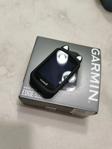 佳明530国行,官网购入不到半年,保护的很好,原盒原装码表架