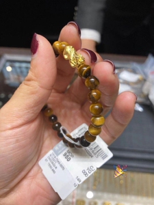 azureazure10淘宝78周大福虎睛石貔貅手串虎睛石寓意招财 ,貔貅