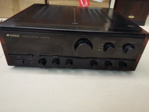 山水au一@607dr纯功放,原装220Ⅴ电压非110v,正