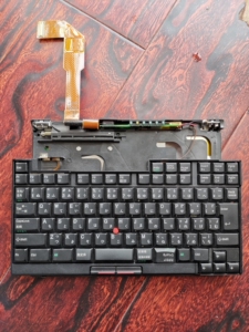 ibm蝴蝶机701c下半身和屏幕,下半身成色非常好,开机正常