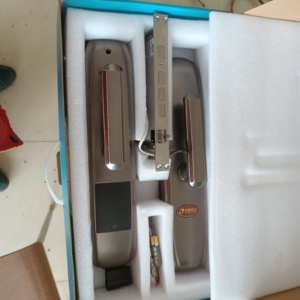 清华同方指纹锁g600指纹锁.库存机.纯不锈钢面板非常结实.