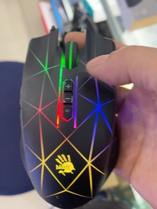 双飞燕血手幽灵鼠标q81光微动网咖电竞游戏血手q81鼠标,到