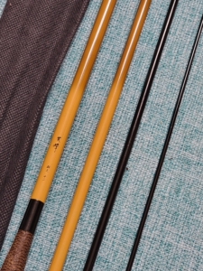 日本【达瓦天峰】12尺并继鱼竿:收缩长100,元径9.96