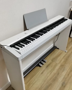 卡西欧px135电钢琴,88键重锤,木架三踏板,无破损瑕疵