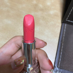 迪奥口红28号色