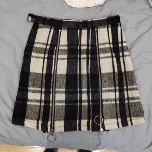 mercy girl黑白格半身短裙苏格兰短裙
