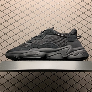 adidas originals ozweego 纯黑 黑武