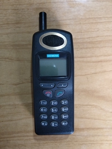 000人付款淘宝西门子c2588,正常开机,电池正常待机,其余不清楚.