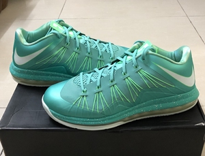 詹姆斯10 lebron low easter 10复活节