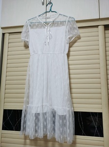 韩序白色蕾丝纱连衣裙，L码（165/88A），蕾丝上全部是重