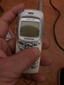 三星n628经典和弦手机,听声音就能知道是它,功能完好,电池
