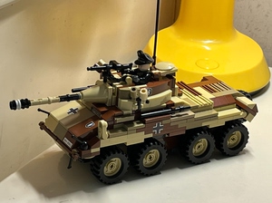 乐高拼插类积木bmbrickmania坦克装甲车半履带sd.