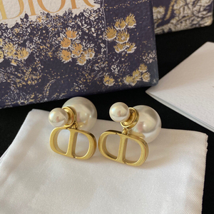 正品dior/迪奥复古cd字母珍珠耳钉耳环 亲自专柜买入 没