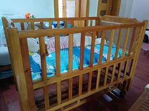 [右][右][右][右] 金娃娃实木刷清漆  婴儿摇床 质量