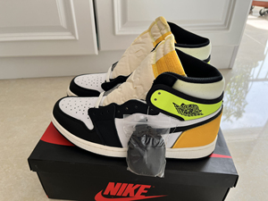 aj1代黄橙脚趾43码 aj1黑黄橘43码 乔丹1代43码