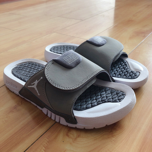 正品耐克jordan拖鞋aj11拖鞋36码灰白康扣拖鞋绝版款