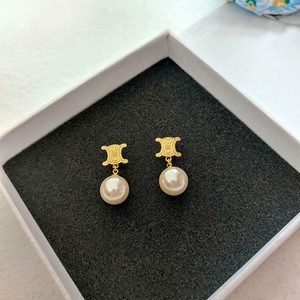 赛凯celine旋门珍珠耳钉