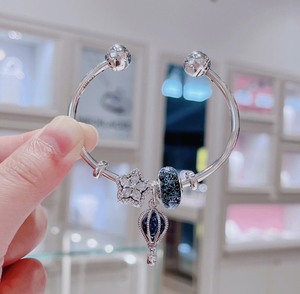 【新品】Pandora潘多拉浪漫热气球开口手镯