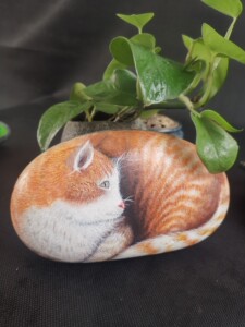 招财猫石头画