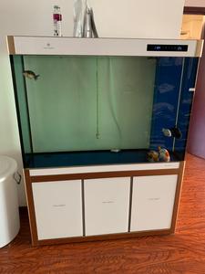 可丽爱鱼缸 型号btd1200 使用两年 附赠 丰年虾10板