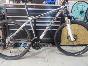 喜德盛mx500 关联捷安特860 关联挑战者900 禧玛诺