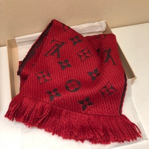 lv围巾羊绒红色