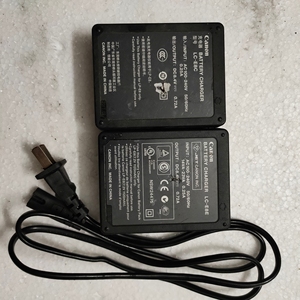 二手佳能原装充电器用于550d,600d,650d 佳能lp