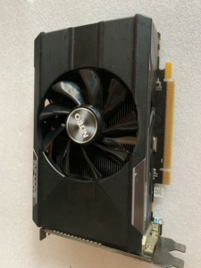 出1片拆机 蓝宝石r9 370 4g独显,8成新 蓝宝石r