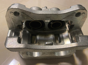 本田改装刹车分泵