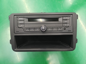 17款大众桑塔(捷达通用)纯原车录音机全新的,换大屏下来的