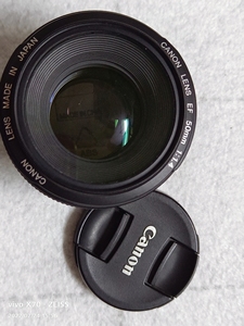 佳能501.4定焦镜头,实物拍摄,成色不错,正常使用磨损,外