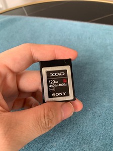 索尼XQD  120G内存卡  高速卡  今年才买的