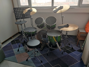 tjw达姆特架子鼓,几乎全新.