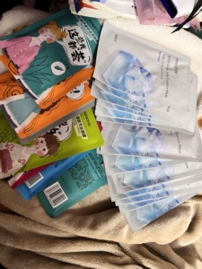 悦诗风吟果冻面膜