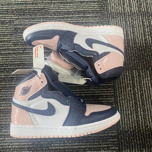 nike aj1 high og gs 女款 aj1泡泡糖