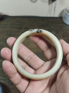 新疆泥石玉手镯