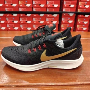 耐克 飞马35 新年配色